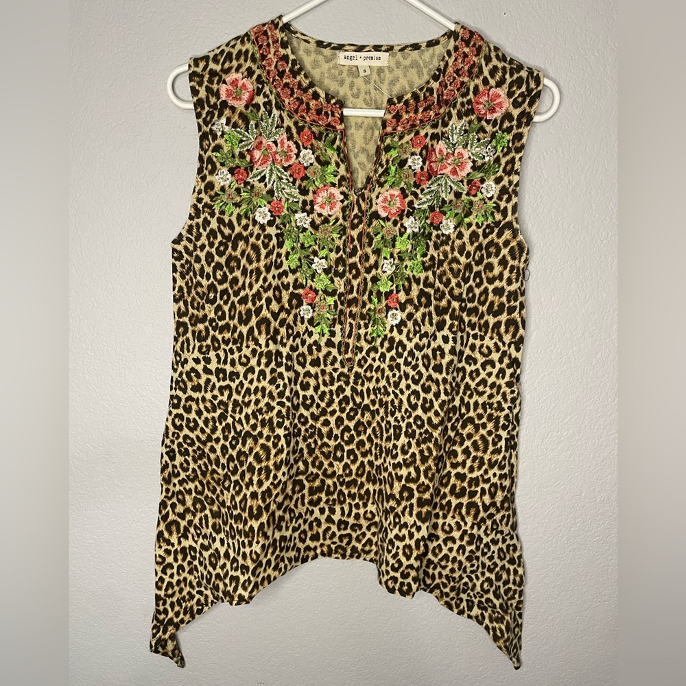 angel + premium Cheetah Print Top Size S